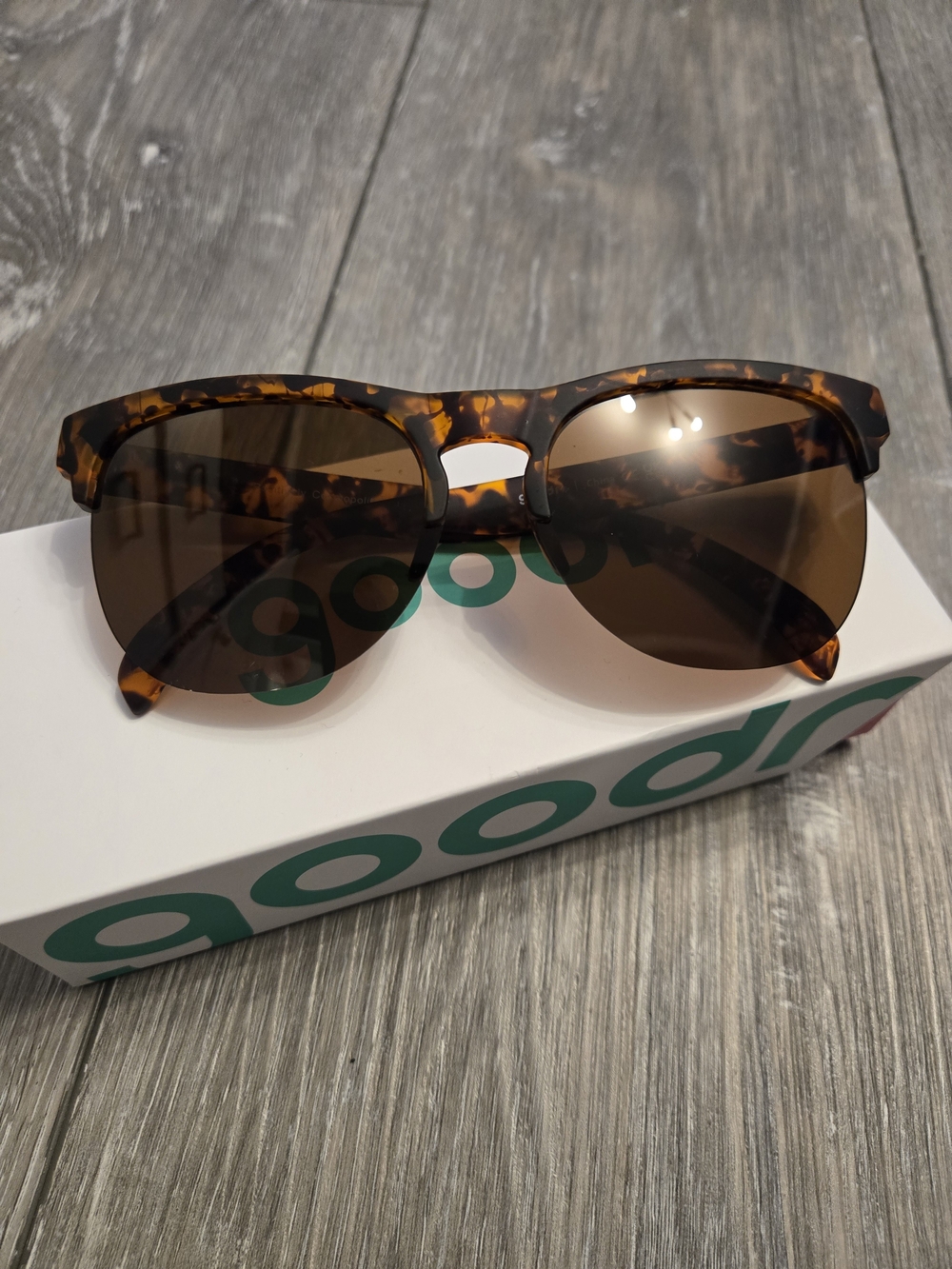 Tortoiseshell Brown Polarized Sunglasses -